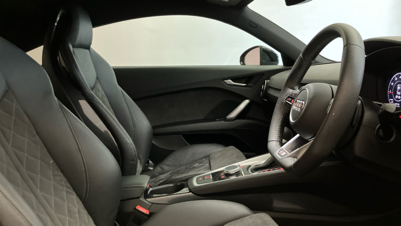 Audi TT 40 TFSI Black Edition 2dr S Tronic [Tech Pack] Petrol Coupe